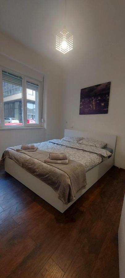 Zeleni Venac Studio & Apartment Belgrado Exterior foto